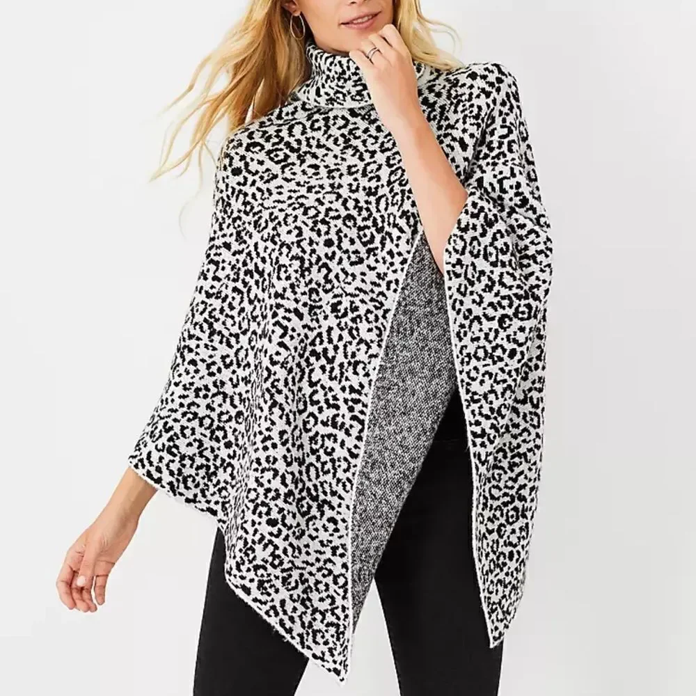 Ann Taylor Leopard Print Turtleneck Relaxed Fit Poncho Size M/L